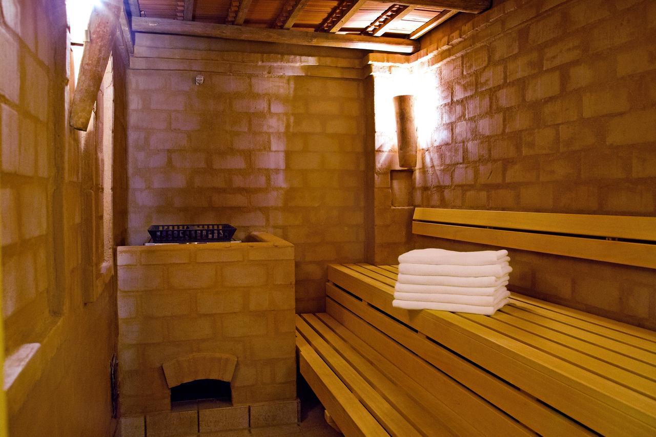 Churfuerstenhof Wellnesshotel バート・ビルンバッハ エクステリア 写真