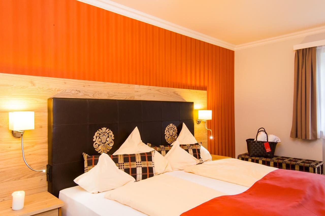 Churfuerstenhof Wellnesshotel バート・ビルンバッハ エクステリア 写真