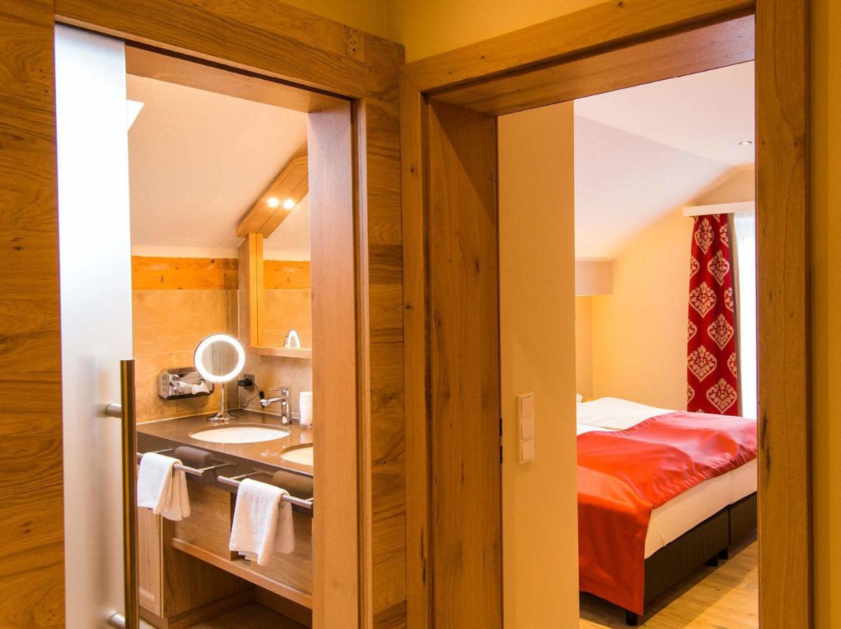 Churfuerstenhof Wellnesshotel バート・ビルンバッハ エクステリア 写真